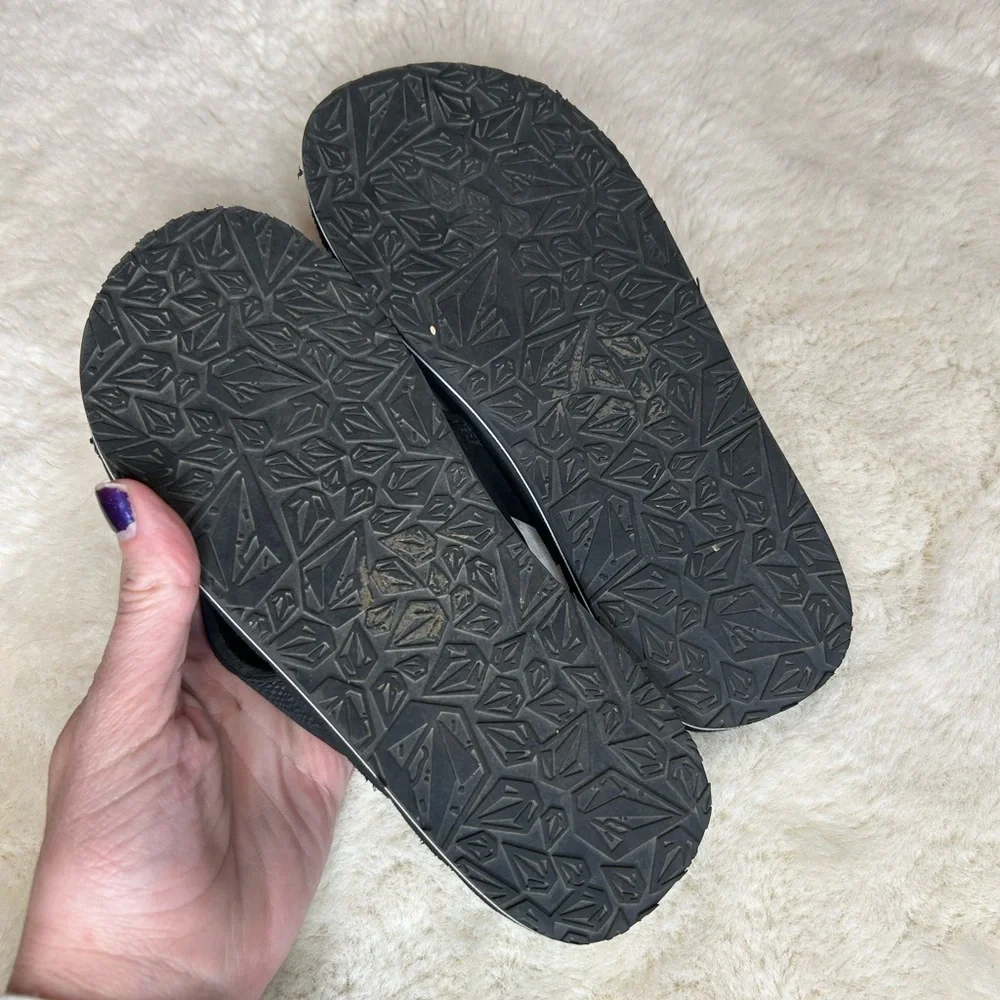 Volcom Cushy Bubble Kids Flip Flops 4